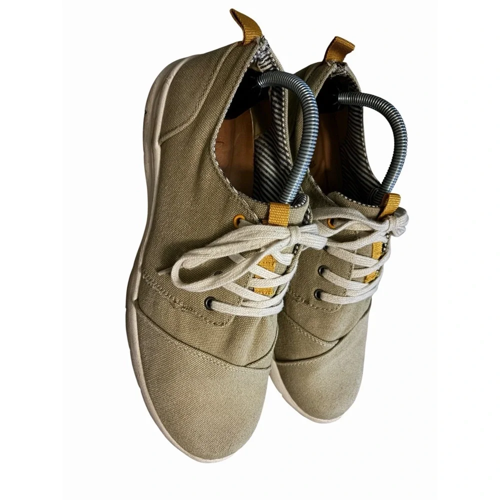 Clarks Men's  Size 10 M Khaki‎ Tan Canvas Lightweight Lace Up Casual Shoes